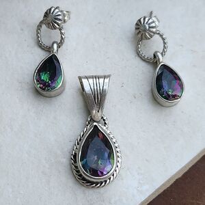 Running Bear Navajo artisan made Mystic Topaz Drop Earrings And Pendant Set